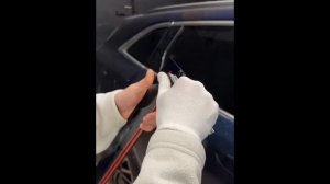 Видео установка 2Д дефлекторов / плоских ветровиков на Wey 05 (2023-2025) / Вей 05