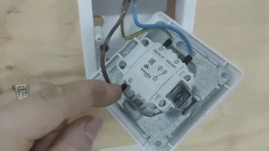 КАК ПРАВИЛЬНО ПОДКЛЮЧАТЬ ПРОХОДНЫЕ ВЫКЛЮЧАТЕЛИ