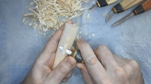 Как вырезать ... & Живая Свеча / Woodcarving - Living Candle