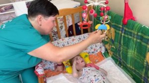 Всемирный день сирот — время дарить любовь самым беззащ