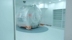 Первым доставлен томограф