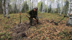 МЕТАЛЛ ТАМ НЕ ЗАКАНЧИВАЕТСЯ .. УДАЛОСЬ НАЙТИ СЦЕПНОЕ ОТ ТЕЛЕГИ _ НЕ УЕДУ ПОКА ВСЁ НЕ ВЫКОПАЮ