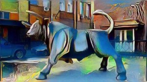 Город. Улицы. Представитель фауны - артскульптура. Видео для просмотра-развлечения.