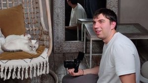 Эвридика и Агата на съемках в студии