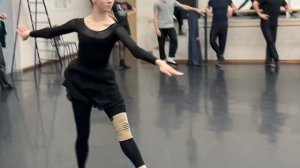 АССАМБЛЕ Гузель