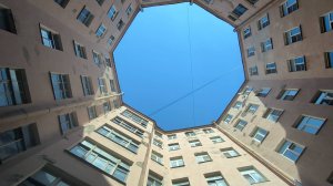 Санкт-Петербург. Дом-восьмиугольник