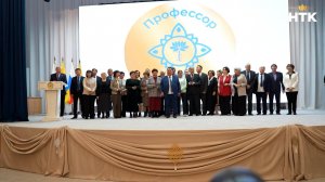 В КалмГУ по случаю 55-летнего юбилея чествовали студентов и преподавателей