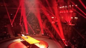 Танец в багровых тонах Под куполом цирка Гии Эрадзе Тульский цирк