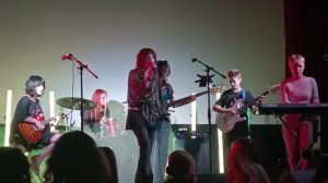 A Little Bit Harder Now. С концерта из лагеря.