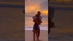 В этот теплый рубиновый вечер - Елена Карпук