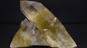 Цитрин сросток кристаллов 237 г, Мадагаскар