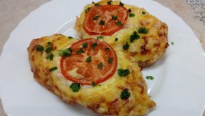 Супер вкусный рецепт на праздничный стол. Куриная грудка под шубой