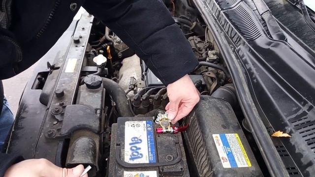 Hyundai getz замена плюсовой клеммы аккумулятора быстросъёмные