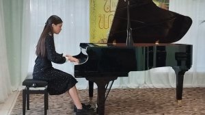 Ф. Лист. Юношеский этюд №4; С. Рахманинов. Этюд-картина №7. Исполняет Аделина Усенова, с. Ивантеевка