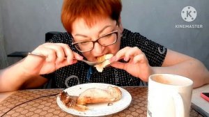 Мукбанг/Все сожру одна/курица и томатный сок