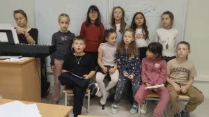 Поздравление пап на День Отца от младших классов