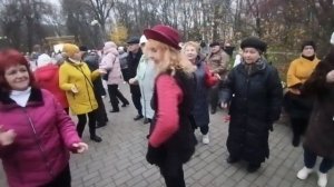 Замок из хрусталя......09.11.25  Гомель парк Луначарского 🥰💫