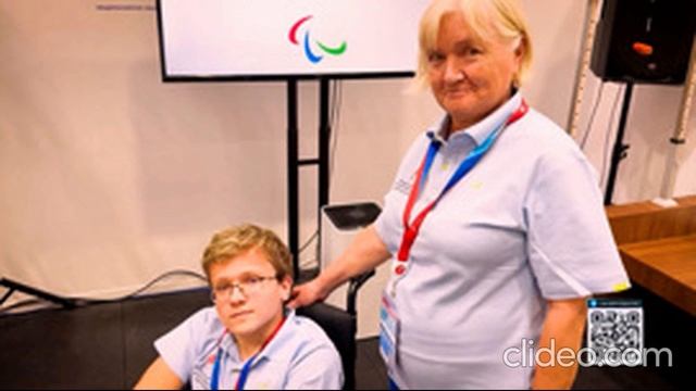 Бабушка рассказала, как привела в спорт юного инвалида, с которым общался Путин