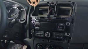 Как снять штатную магнитолу Рено Логан 2, 2012 2013 2014 2015 2016 2017 2018 2020 2021 2022 2023