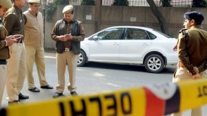 Спавшую с бабушкой внучку похитили и изнасиловали