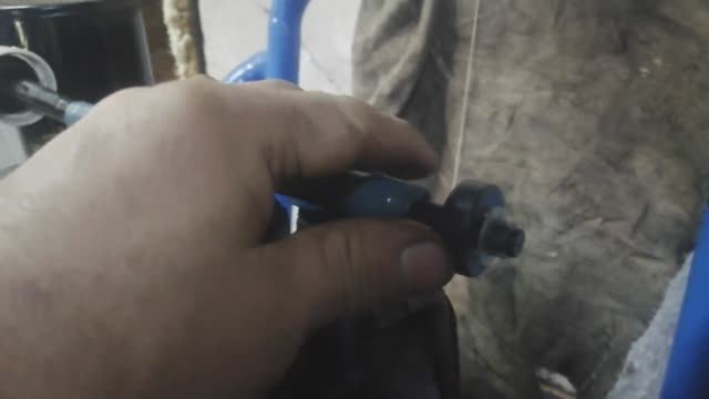 Т-40 с кабиной ЮМЗ. 049-1 серия (Про СВЕТОВЫЕ ИНДИКАТОРЫ на приборке, ... не срабатывает датчик!)