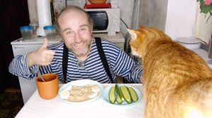 обед с Рыжулей богатырская каша. молитва за Россию. мукбанг. обжор. еда на камеру. диета. шизофрения