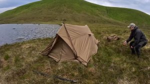 Рыбалка и кемпинг на далёком горном озере.