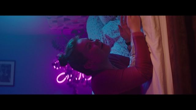 Начать бегать по утрам - сложно, а сортировать отходы - просто! смотреть онлайн