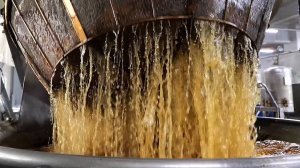 Кондитерская фабрика по производству традиционных корейских закусок - корейская еда