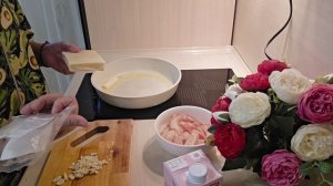 голубцы в томатном соусе в духовке. паста с креветками в сливках