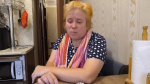 Успокаиваю сама себя,это треш...