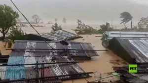 الفلبين.. مقتل شخصين وإجلاء مليون مع اجتياح إعصار فونغ وونغ