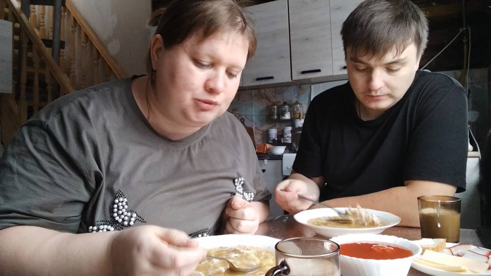 ПРОСТАЯ ЖИЗНЬ 45// МУКБАНГ //ВКУСНЫЙ СУПЧИК НА ОБЕД//