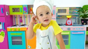 Ники и Крис учатся готовить для мамы!