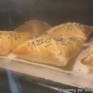 🥚 Быстрые хачапури из слоеного теста