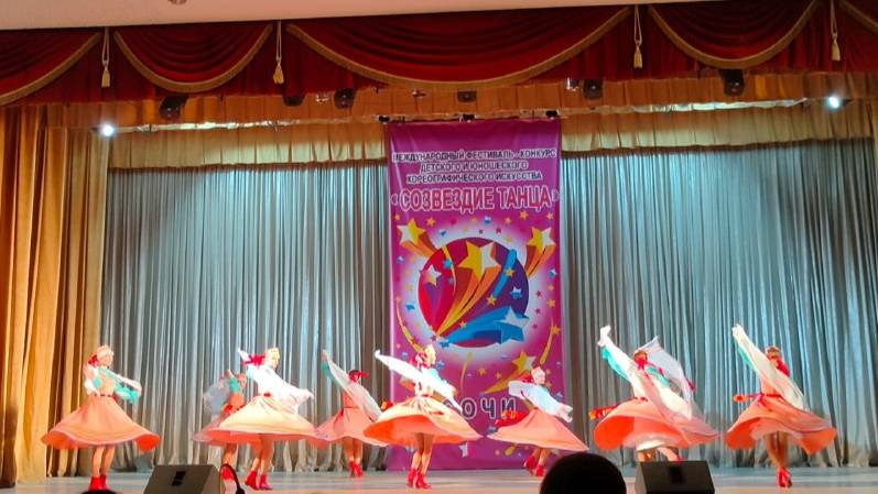 КОНКУРС "СОЗВЕЗДИЕ ТАНЦА". ТАНЕЦ "ЛЕБЁДУШКИ". АНТ "ЛЕБЁДУШКИ". смотреть онлайн