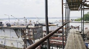 Спуск на воду круизного лайнера Баргузин. Иркутск.