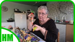 Наши покупки. Конфеты и сало. Пробую всё, что купили.