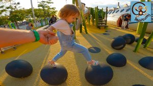 Манкиту гуляют на детской площадке. Детский блог