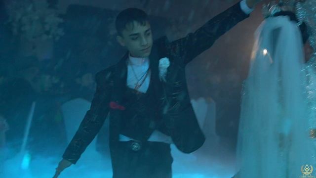 Танец жениха и невесты! Миша и Соня ! смотреть онлайн