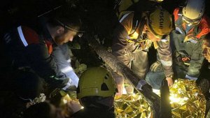 Из леса в Лазаревском районе Сочи эвакуировали мужчину с сильным кровотечением