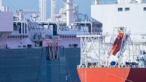 Катар пригрозил приостановить поставки газа в Европу