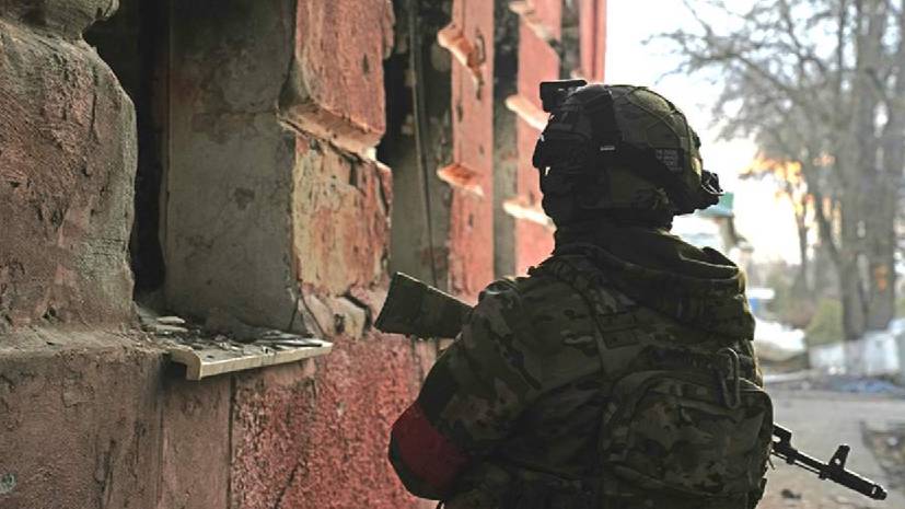 Армия России за сутки освободила 244 здания в Красноармейске в ДНР