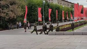 Смена караула у Вечного огня, Сталинград