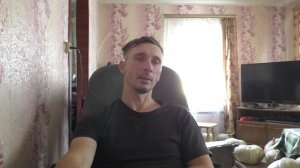 Почему мини блендер не крутит нож в чаше?