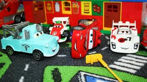 МУЛЬТИКИ ПРО МАШИНКИ. МОЛНИЯ МАКВИН И ДОРОГА ПРИКЛЮЧЕНИЙ. ЗА ГРАНЬЮ СКОРОСТИ 💨💨💨