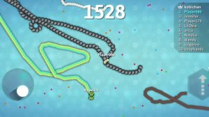 играю в змейки ио