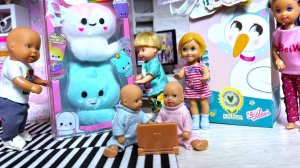 КНОПОЧКУ НАЖАЛИ, ИГРУШКИ ЗАКАЗАЛИ😄 Катя и Макс веселая семейка! Куклы Барби ЛОЛ Беби Борн Флаффи