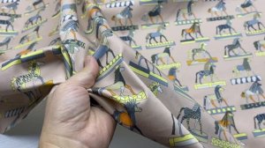 Хлопок бежевого цвета с принтом   лошади в египетском стиле 14411