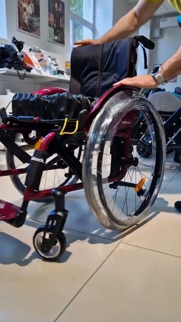 Коляска активного типа Avangard DS смотреть онлайн